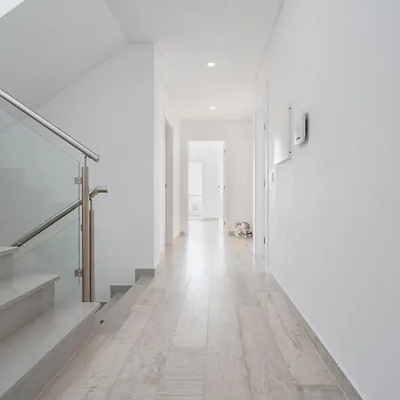 Lotus Peralta With Sea View And Private Pool Villa *